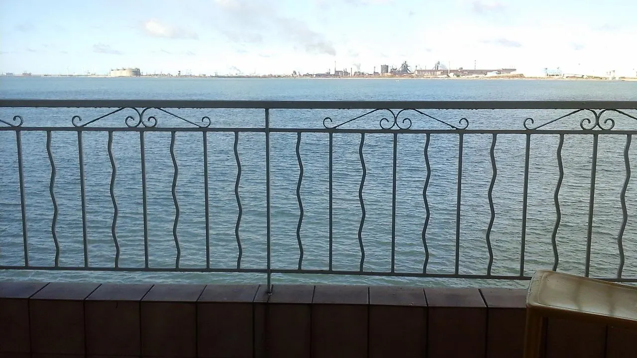 La Mediterranee Hotel Fos-sur-Mer